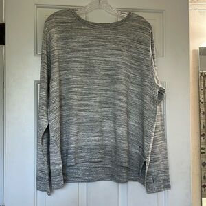 Lt. weight sweatshirt